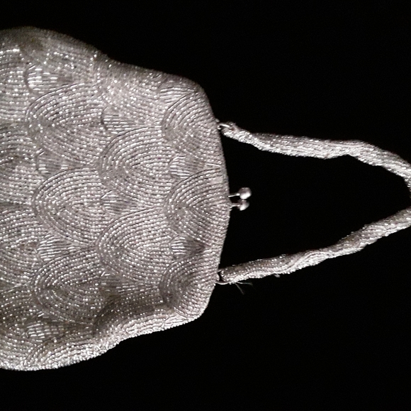 Beautiful 1930s beaded small evening bag. - Picture 3 of 7